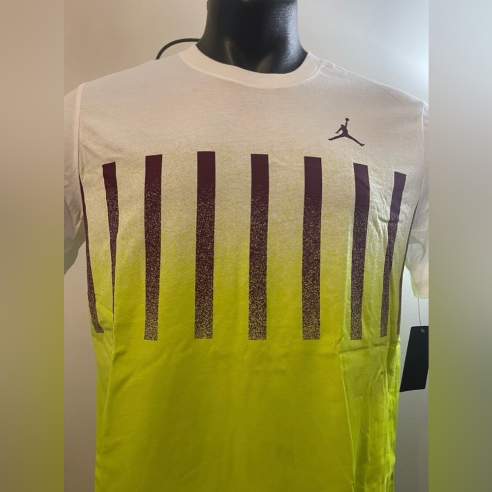 Men’s Jordan Graphic S/S Tee, CJ6292-353, Size Large - Picture 2 of 10